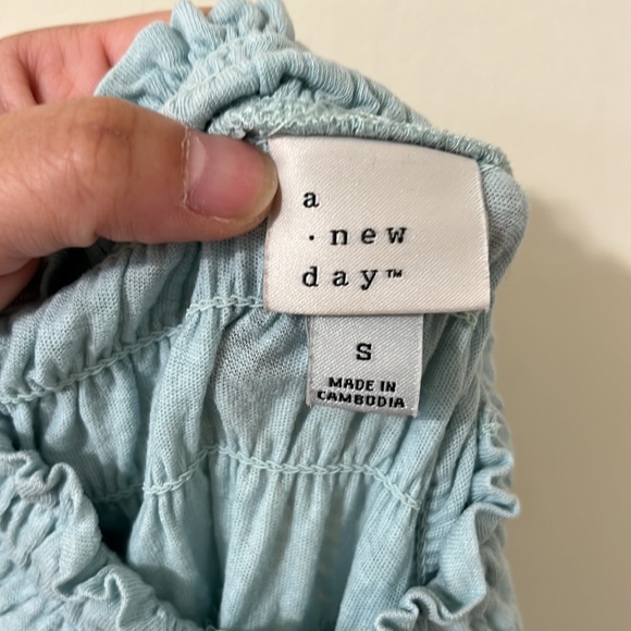 A New Day Smocked Sleeveless High Low Linen Blend Tank Top Size Small - Picture 5 of 6